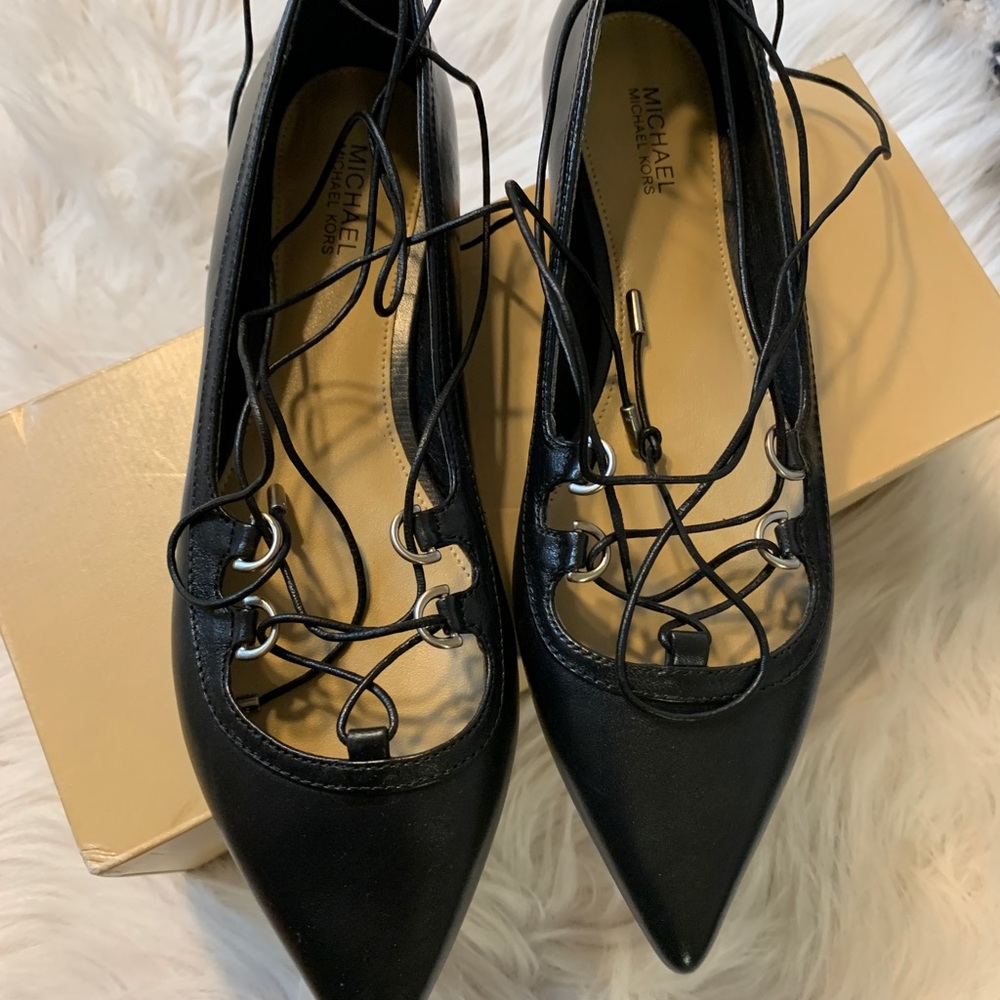 Michael kors tabby flat Leather Size 6.5–New